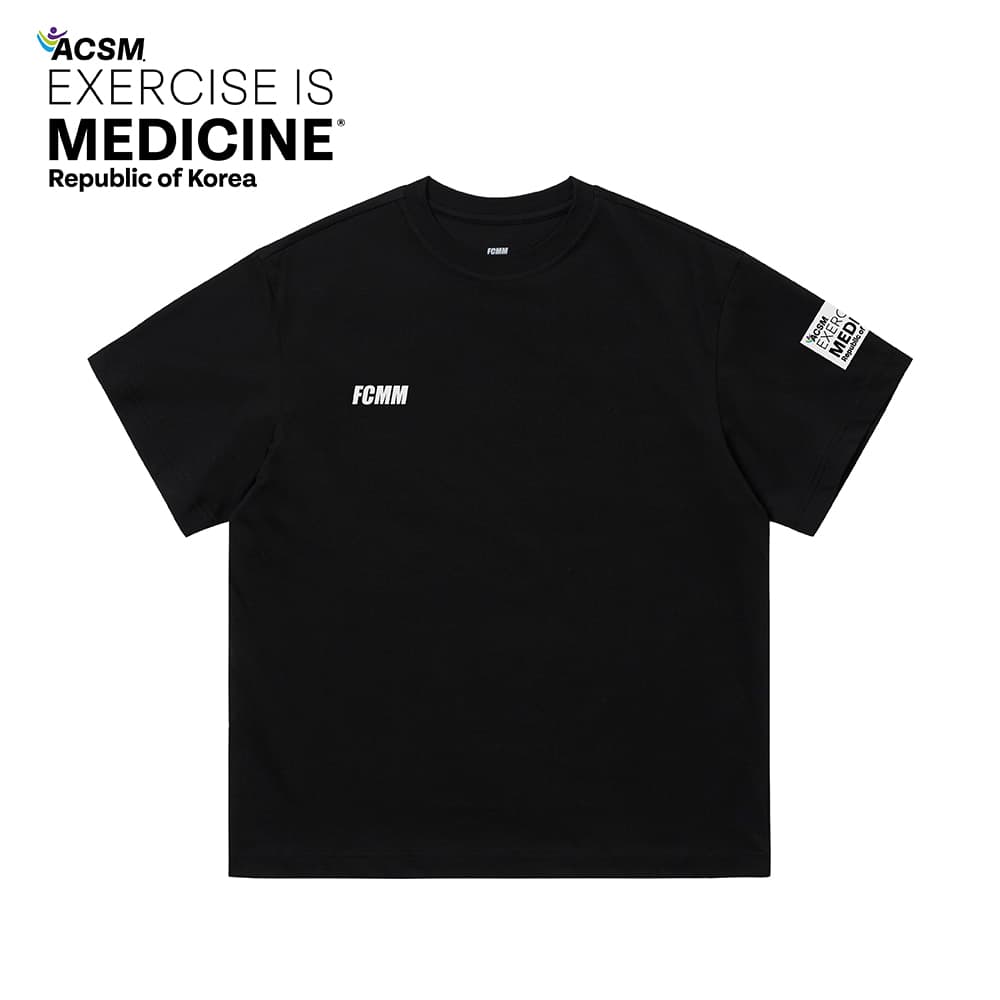 EIM x FCMM 스몰 로고 티셔츠 - 블랙